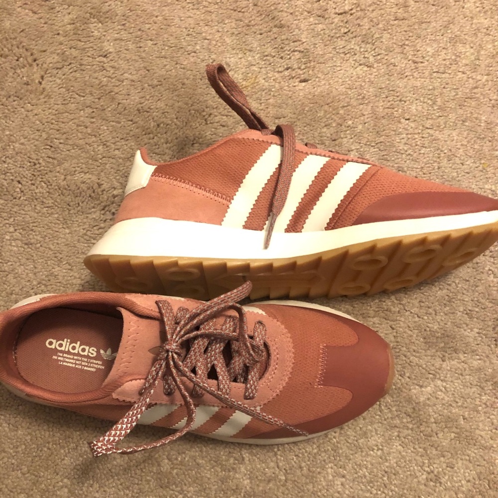 never worn* ADIDAS SHOES